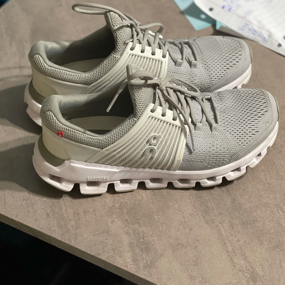ON Cloud Women’s 7.5